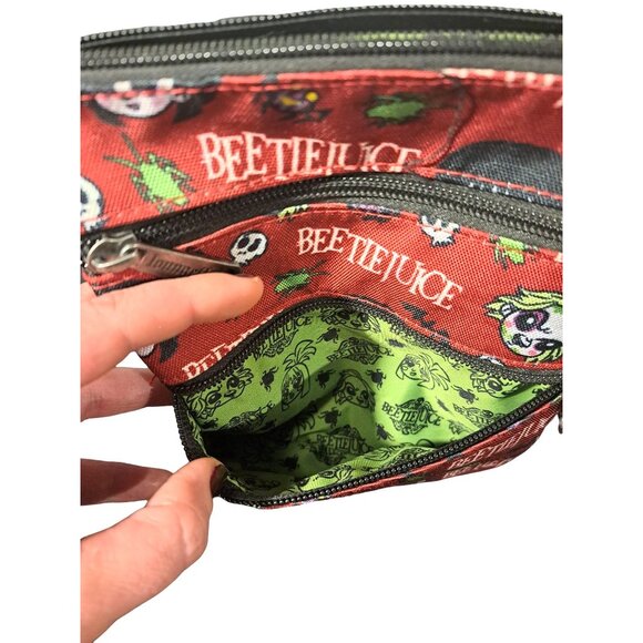 Universal Studios x Loungefly Beetlejuice Lydia Halloween Horror Crossbody - Picture 6 of 11